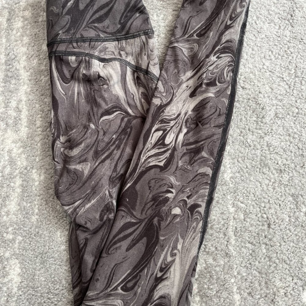Abercrombie & Fitch Marble Leggings Size XS
